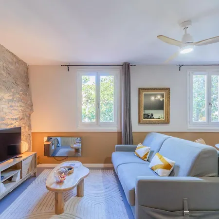 Les Esclafidous Apartamento Nimes