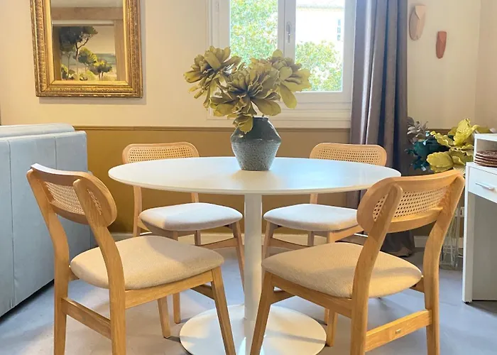 Les Esclafidous, Centre Ville- Proche Arenes & Maison Carree Apartman *