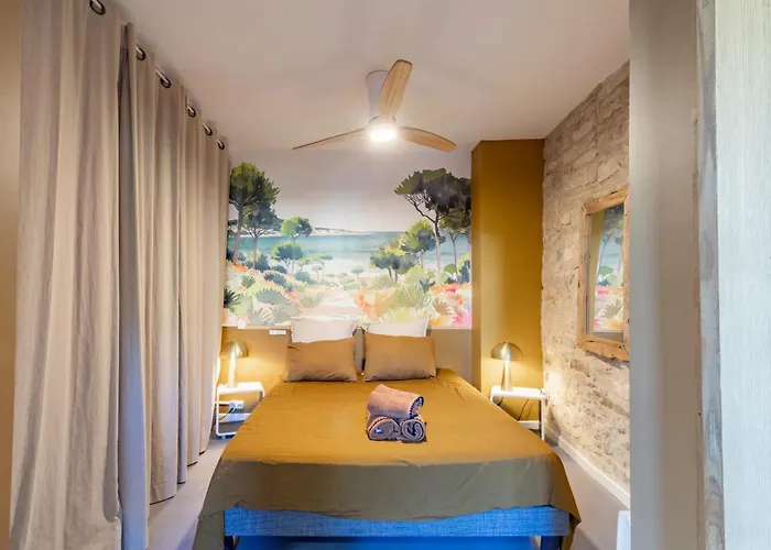 Les Esclafidous, Centre Ville- Proche Arènes&maison Carrée